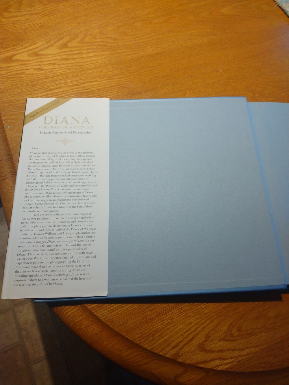 Diana Portrait of a Princess Hardcover Art Book - Purple & Blue Cover - Picture 12 of 15